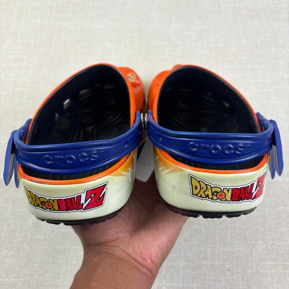 ✴️ Crocs x Dragon Ball Z Classic Clog - Picture 6 of 6